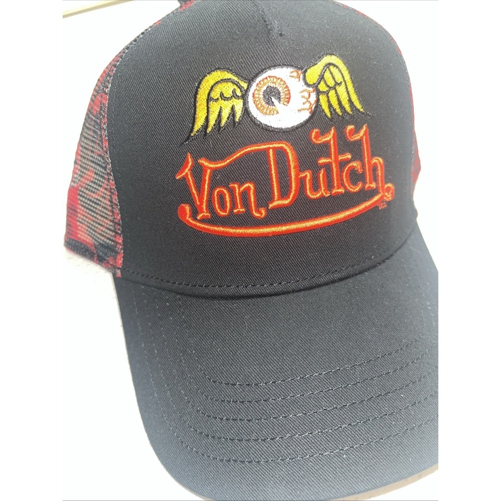 Von Dutch Trucker Hat Red Camo Print Flying Eyeball Y2K Streetwear NWT